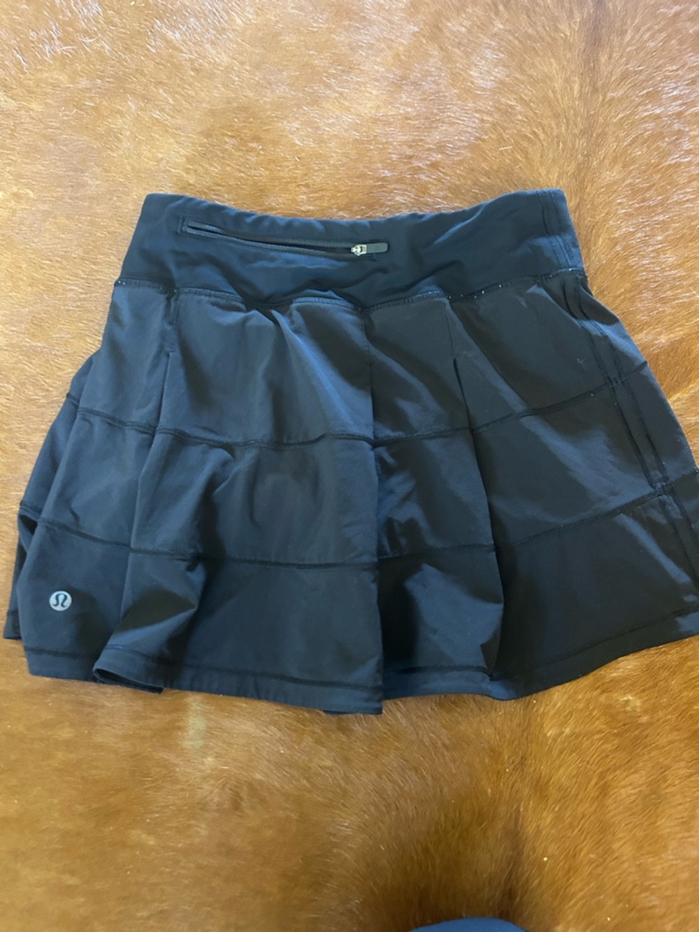Lululemon Pace Rival Skirt with built in shorts Stretch Black Sz 2 Pocket sporty